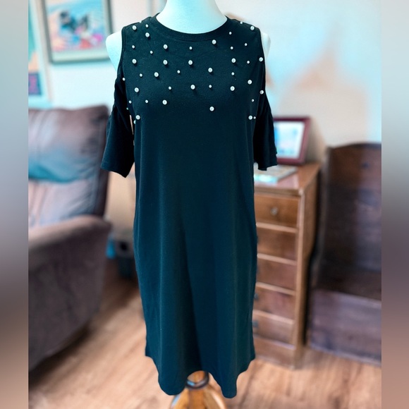 NWT Hem & Thread Black Cold Shoulder Pearl-Studded Dress - Picture 2 of 8